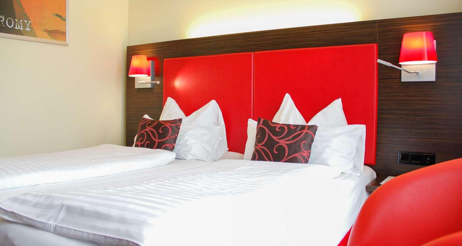 Western Plaza Hotel