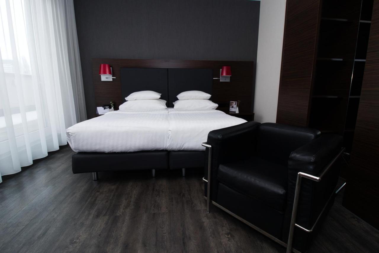 Western Plaza 4*